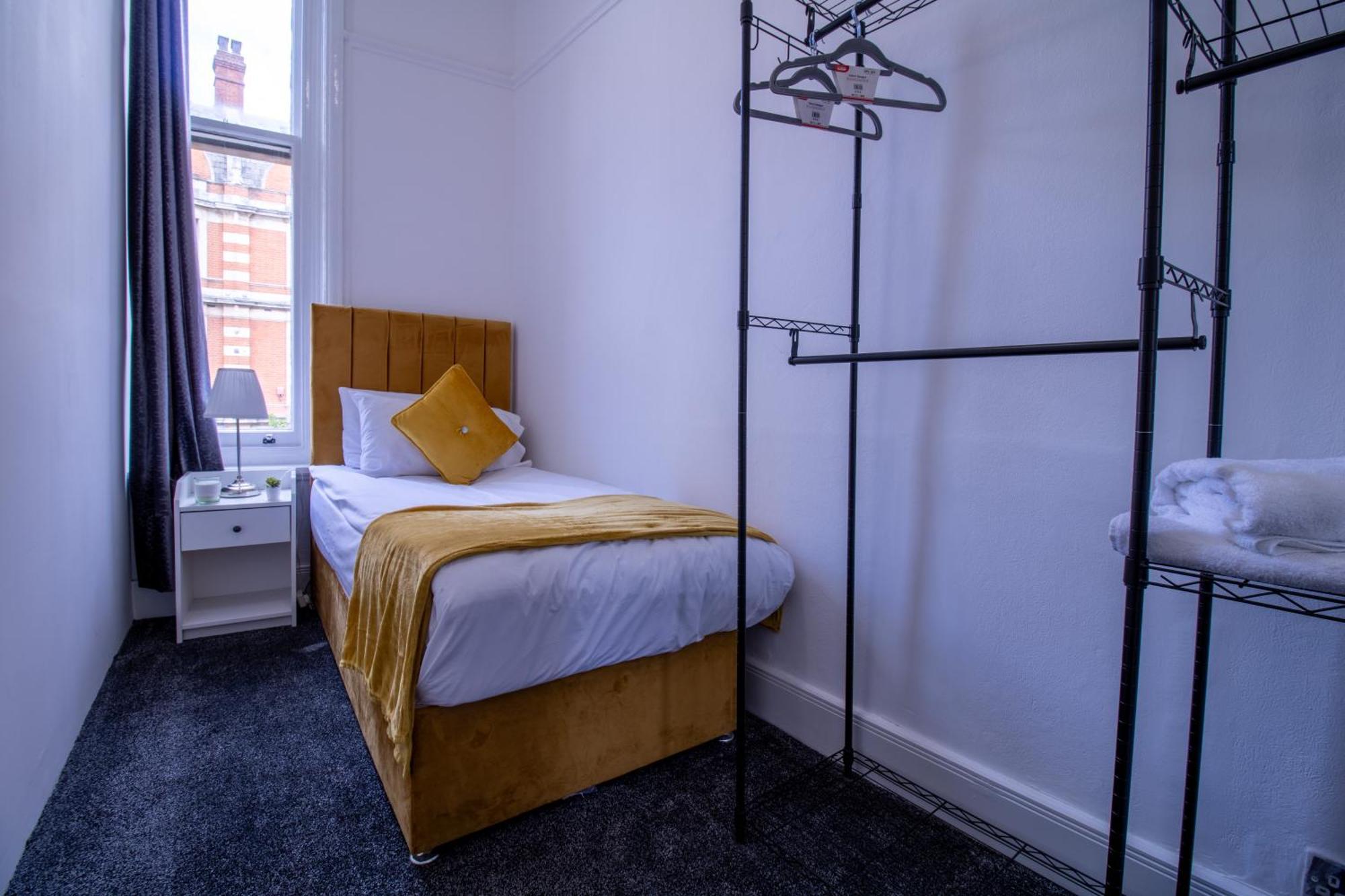 Elegant 3 Bedroom On Oxford Street Luxury Living In 2gc Appartement *