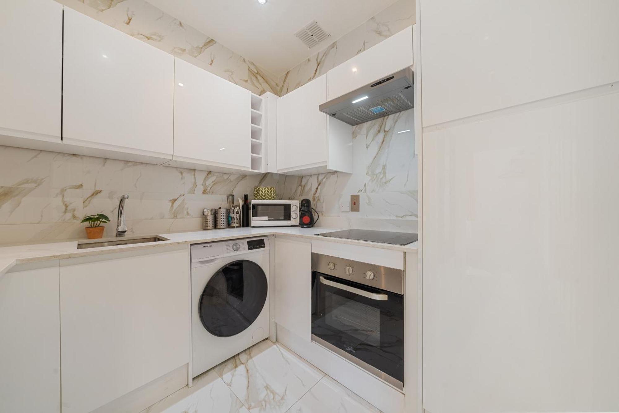 Elegant 3 Bedroom On Oxford Street Luxury Living In 2gc Appartement Londen
